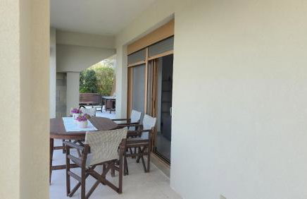 Garden Oasis Elegant Summer House - Foto 10