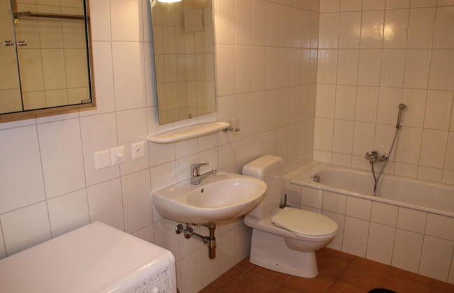 Charming Apartment With Balcony - Foto 9