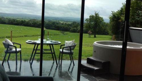 The Lodges at Thornbrook - Photo 5