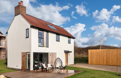 Lakeside property with spa access on a nature reserve Sand Martin BV07 - Photo 1