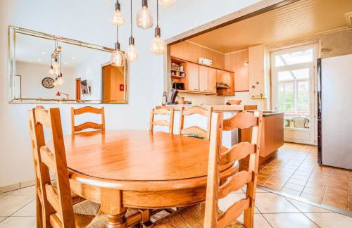 Maison typique à deux pas du bourg et de la mer - Photo 2