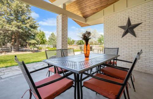 Mid-Century Mod - 7 BR Sleeps 22 - Hot Tub & Game Room - Foto 11