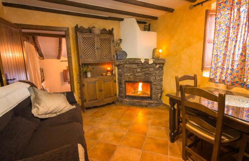 Romantic house for 2 or 4 people with jacuzzi - Foto 1