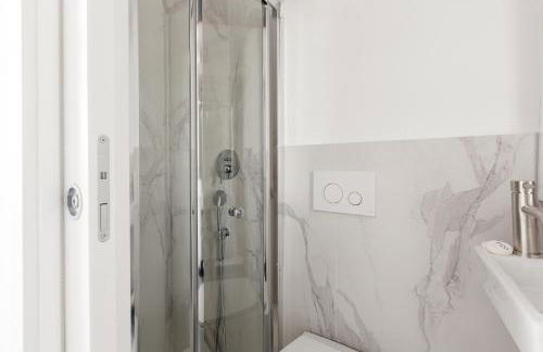 GuestHost - Studio APT with WIFI & AC- Milano Calvairate - Foto 11