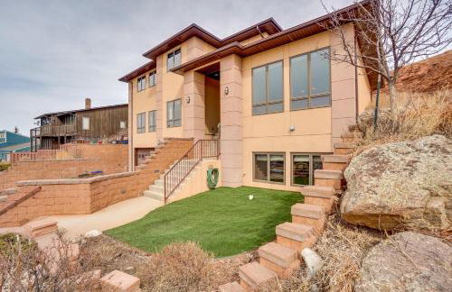 Upscale Laramie Home with Hot Tub and Patio! - Foto 37