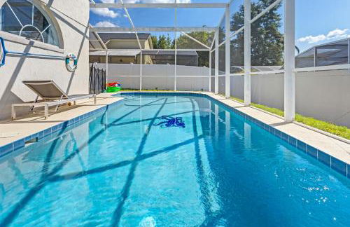 Amazing Pool Spacious 3BR House near Disney - Photo 1