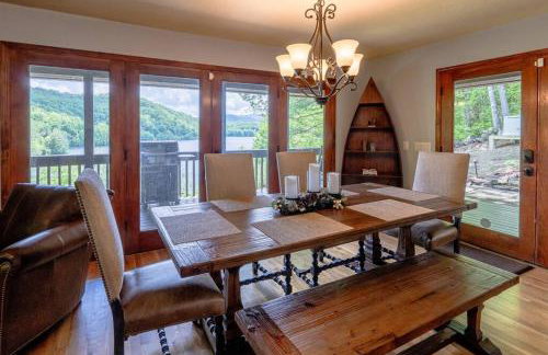 Lakefront Point Retreat on Nantahala Lake with Dock - Foto 4