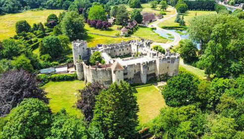 Lady Lily Spring Unique River Boat with Castle views - Foto 3
