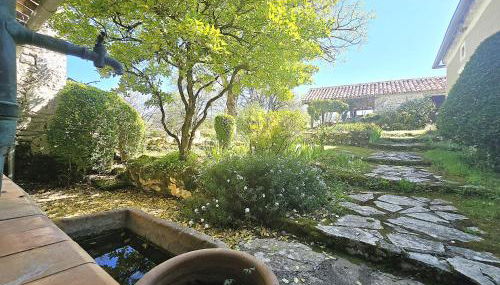 Magnifique ferme rénovée et sa piscine écologique - 15 personnes - 7 chambres - Foto 4, Garden, Garden view