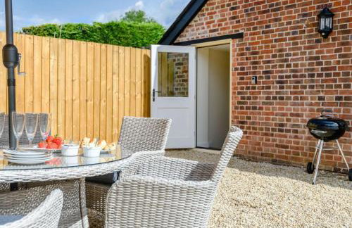 3 Bed in Woolland 83014 - Foto 16