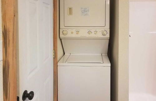 Cozy Countryside Cabin in Robie Creek Park! - Foto 20