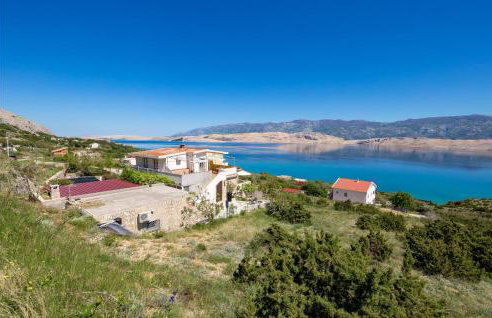 1 Bedroom Lovely Apartment In Bosana - Photo 9