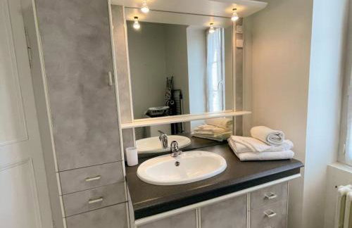 Gîte cosy avec terrasse privative, parking et WiFi - FR-1-491-443 - Foto 10