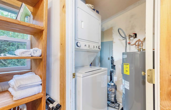 Cove Cottage by Avantstay Waterfront Views + Spa - Photo 21