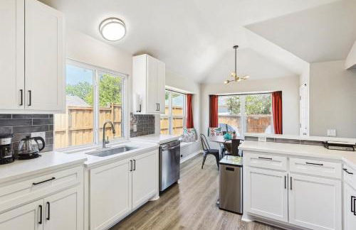 4BD 2BA Saginaw Sanctuary - Pool Firepit Laundry - Foto 15