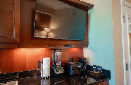 No Resort Fee Strip View Balcony+Free Valet+ Pool - Foto 16