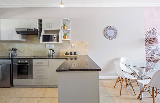 Deja Blue - Photo 10