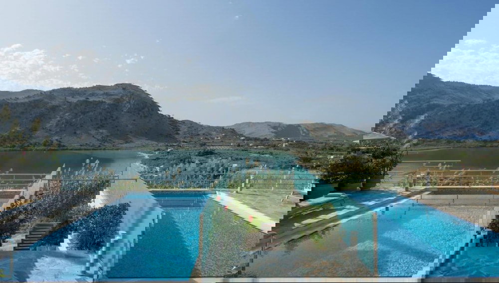 Villa Rea Panoramic Lake View - Foto 1, Imagen principal