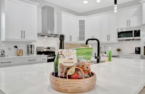 4br3ba Modern Sleeps 10 8 Minutes to Raymond James - Foto 21