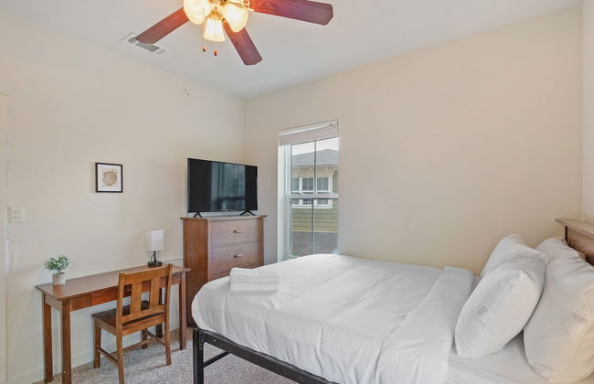 Texas State Sanctuary With Massive Pool Oasis - Foto 4