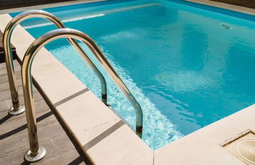 Chiado Gem Private Pool & Patio Retreat - Photo 19