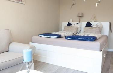 FeWo-Strandhuus-107-70-Meter-zum-Strand - Photo 1