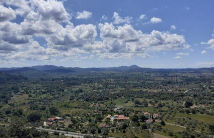 Casa rústica com terraço e jardim - Foto 45