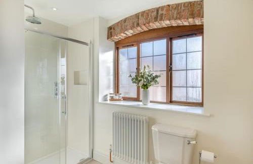 Cheshire Barns - Photo 12