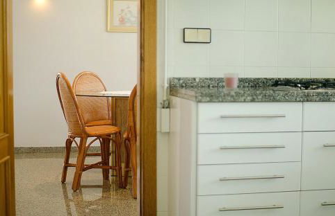 R11 Casa Blanca con gran jardin y piscina - Photo 58