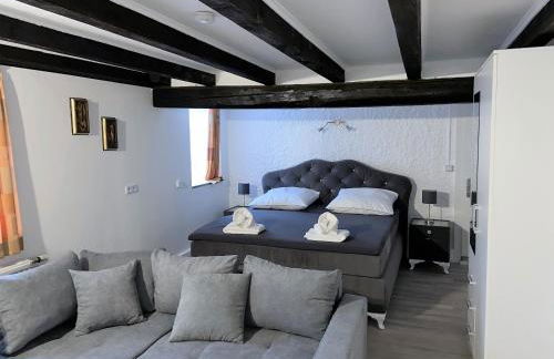 Schloss Hilbringen - Foto 38