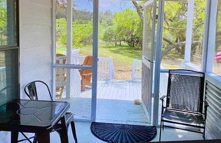 Away at the River - Foto 18