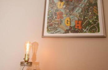 Hip & Cozy to Explore the City or Catch a Game - Foto 6