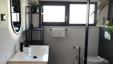 Volin Orebic - Photo 3