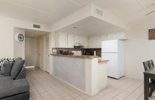 Lovely 2 Bed 2 Bath 2nd Floor Condo By Beach - Foto 5