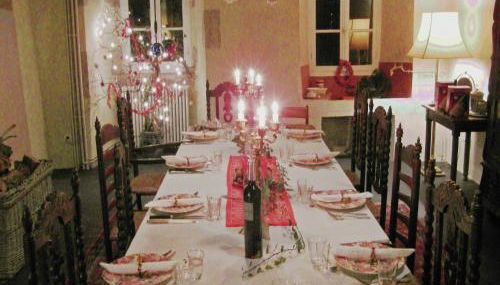 Castle in Le Veurdre near Forest and River - Foto 3