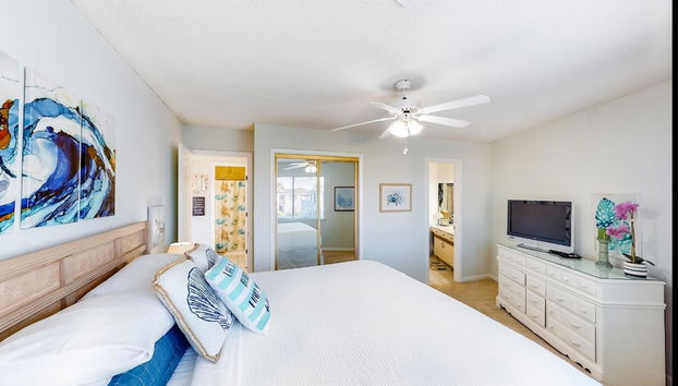 Crystal Village II, Unit 10B - Foto 3, Habitación