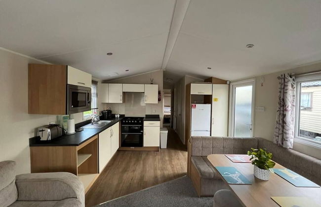 Stunning 8 Berth Caravan in Poole - Foto 7