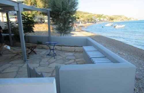 Cozy Beachfront Escape in Lilikas - Foto 7