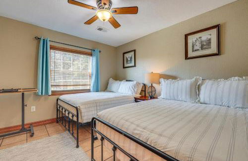 Family-Friendly Fischer Home with Private Hot Tub! - Foto 20