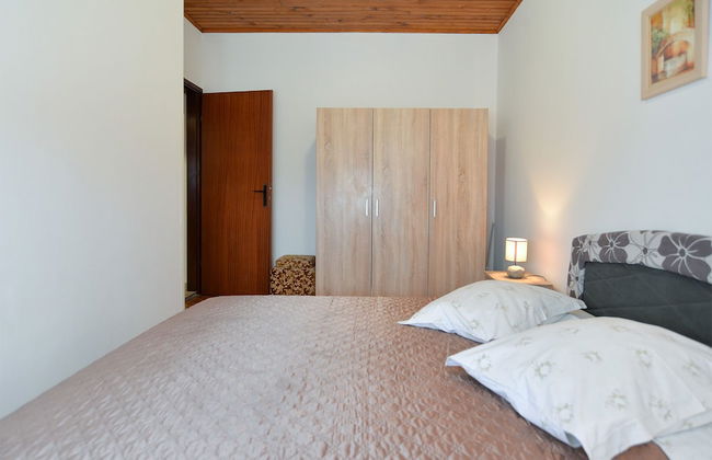 Apartment 1376 - Photo 10