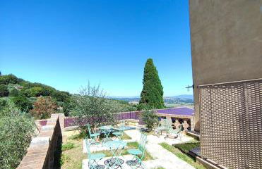 TUSCANFLAT Castle - Photo 21
