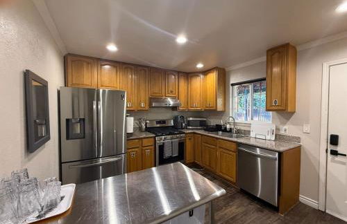 Cozy 4bed home close to everything around SF - Foto 9