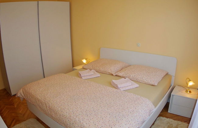 Peaceful Villa in Jursici With Private Pool - Foto 2