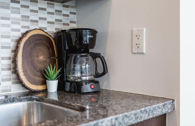 QuickStay - Modern 2-Bedroom Condo, Panoramic City Views - Foto 18