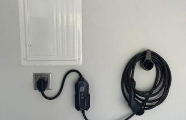 Brand New Lake View House - Self Check-In - Photo 5