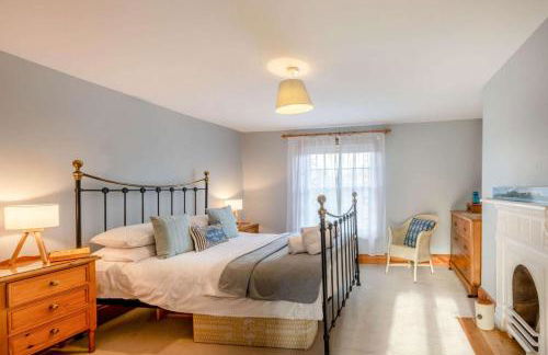 2 Bed in Weybourne oc-2372 - Photo 6