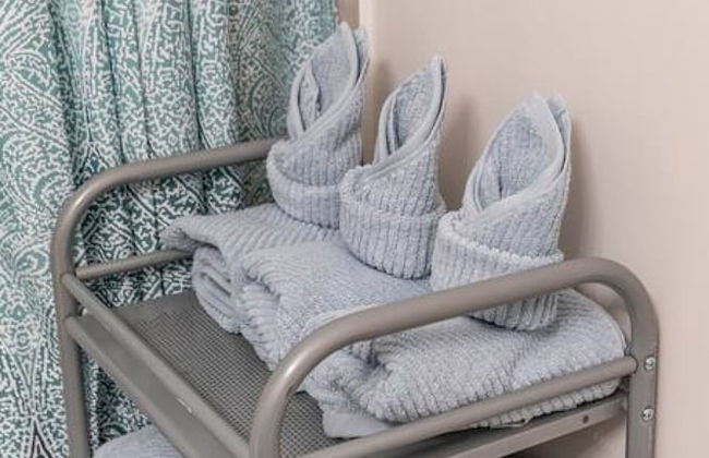 Modern 3BR House Steps to the Beach - Photo 14