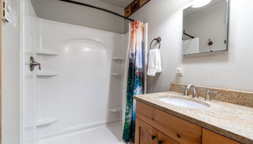 Shepherd Family Retreats- FOX - Foto 3, towels, Shower