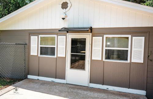 KLIZZ Suites - Photo 4