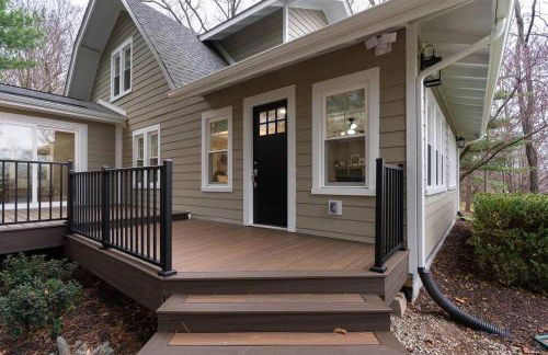 Riverside Retreat! - Photo 44